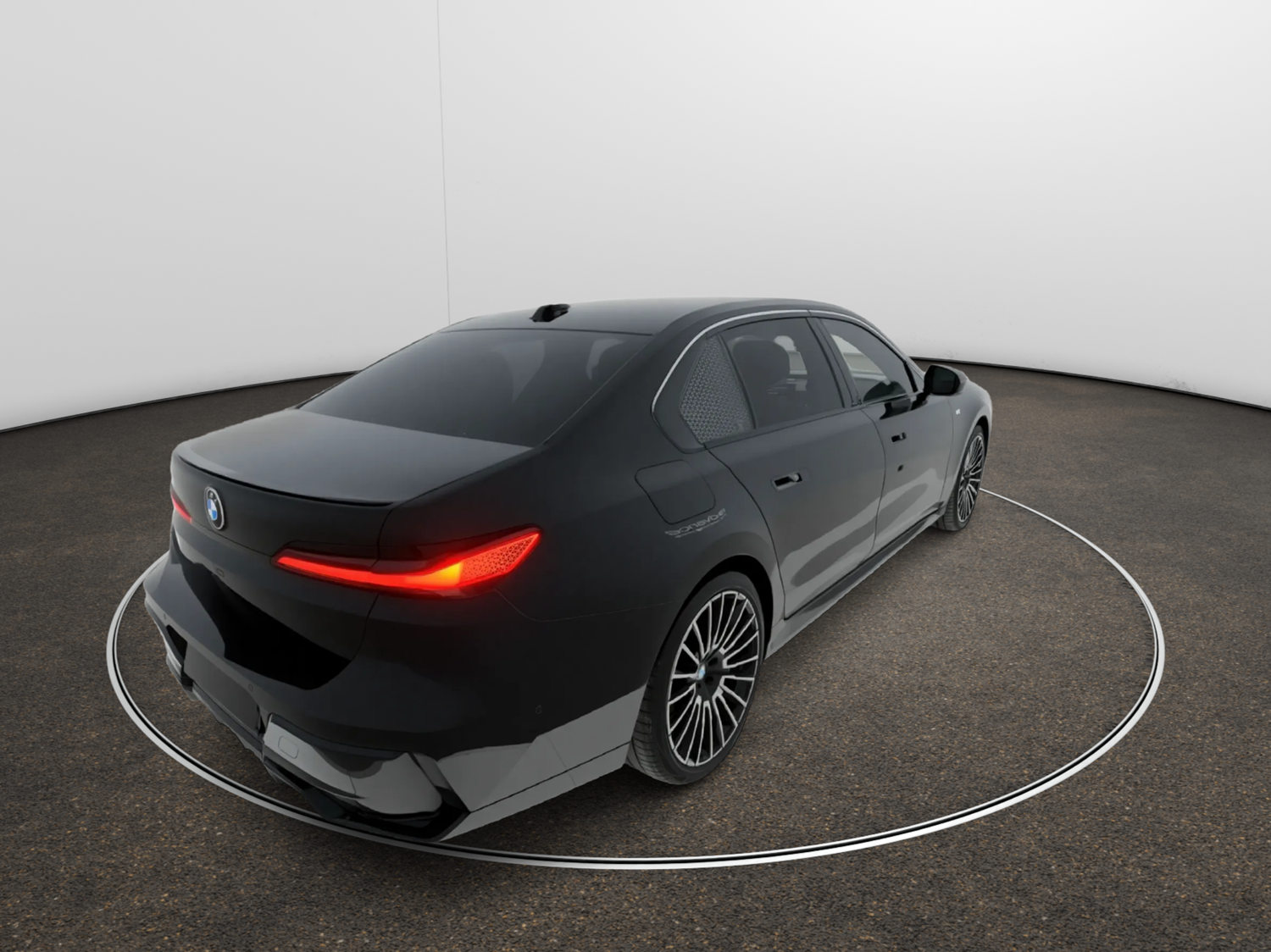 2025 BMW 740 d xDrive M Sport*All Extra* - Image 4